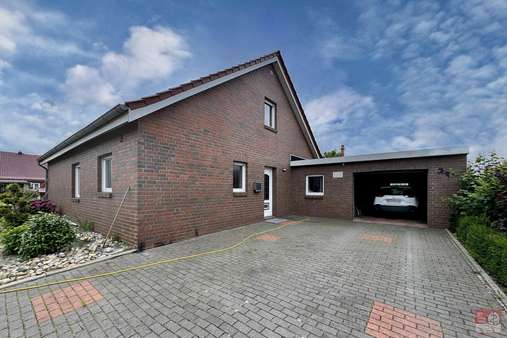 Straßenfront - Einfamilienhaus in 26826 Weener mit 113m² kaufen