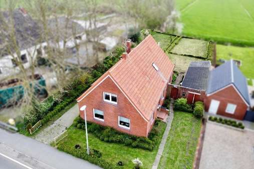 Straßenfront - Einfamilienhaus in 26831 Bunde mit 110m² kaufen