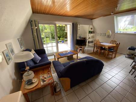 Wohnzimmer - Einfamilienhaus in 26409 Wittmund mit 50m² kaufen