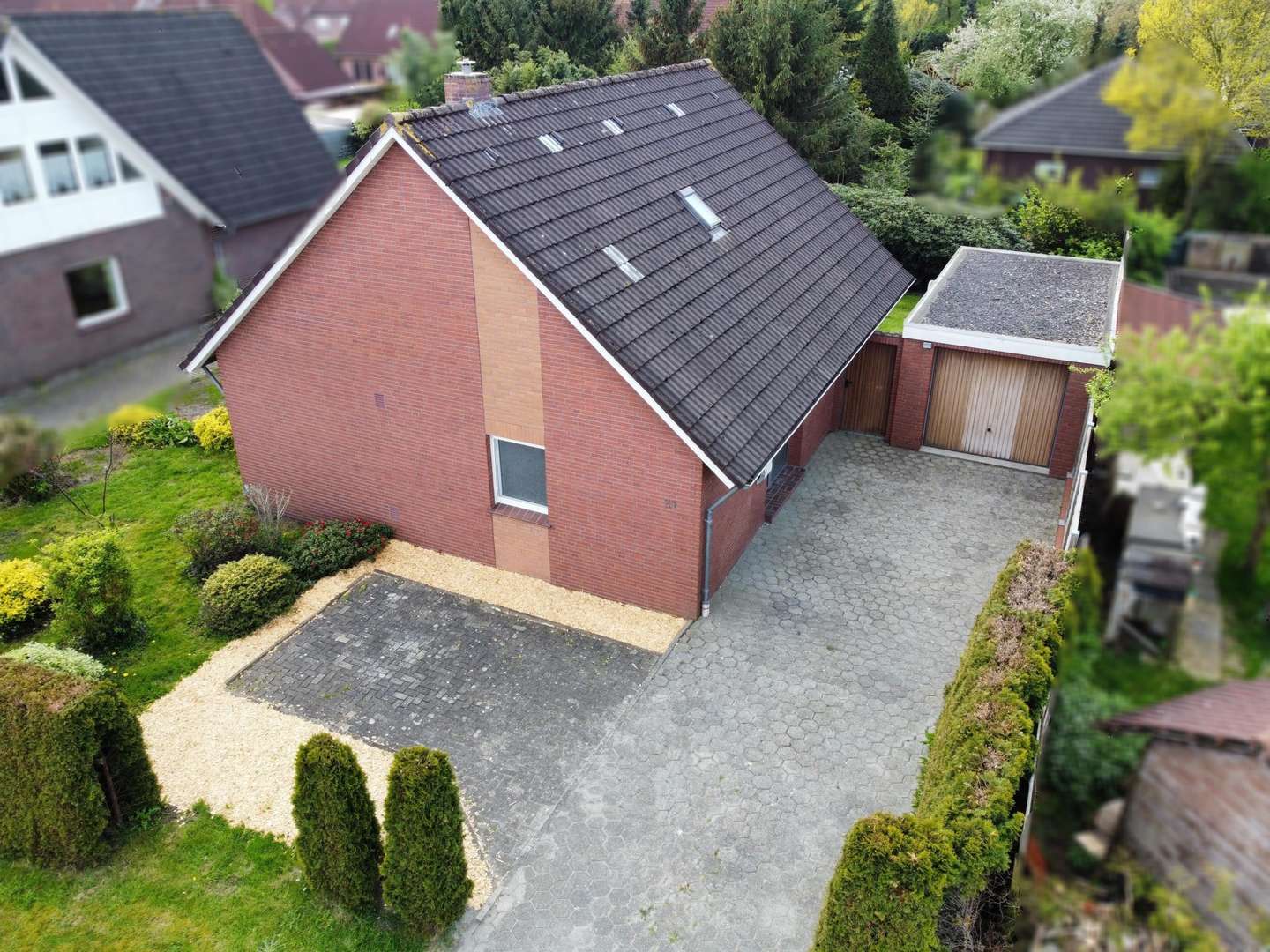 Vogelperspektive - Einfamilienhaus in 26802 Moormerland mit 82m² kaufen