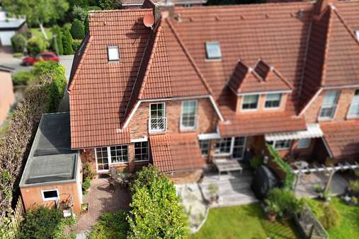 Rückansicht Rückansicht - Reihenendhaus in 26789 Leer mit 100m² kaufen