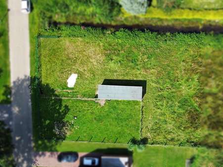 Vogelperspektive - Grundstück in 26817 Rhauderfehn mit 1347m² kaufen