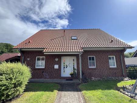 Außenansicht - Einfamilienhaus in 26446 Friedeburg mit 141m² kaufen