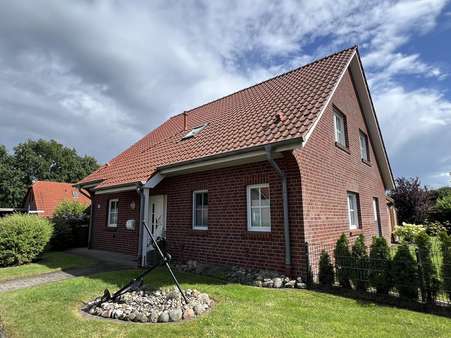 Außenansicht - Einfamilienhaus in 26446 Friedeburg mit 141m² kaufen