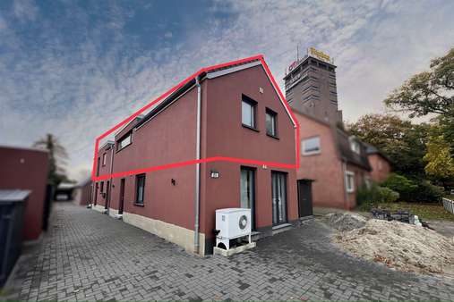 Straßenfront Straßenfront - Dachgeschosswohnung in 26789 Leer mit 79m² kaufen