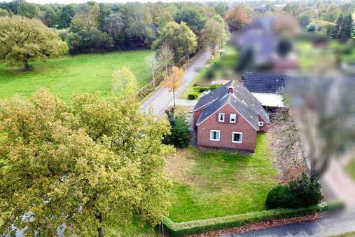 Vogelperspektive Vogelperspektive - Einfamilienhaus in 26789 Leer mit 115m² kaufen