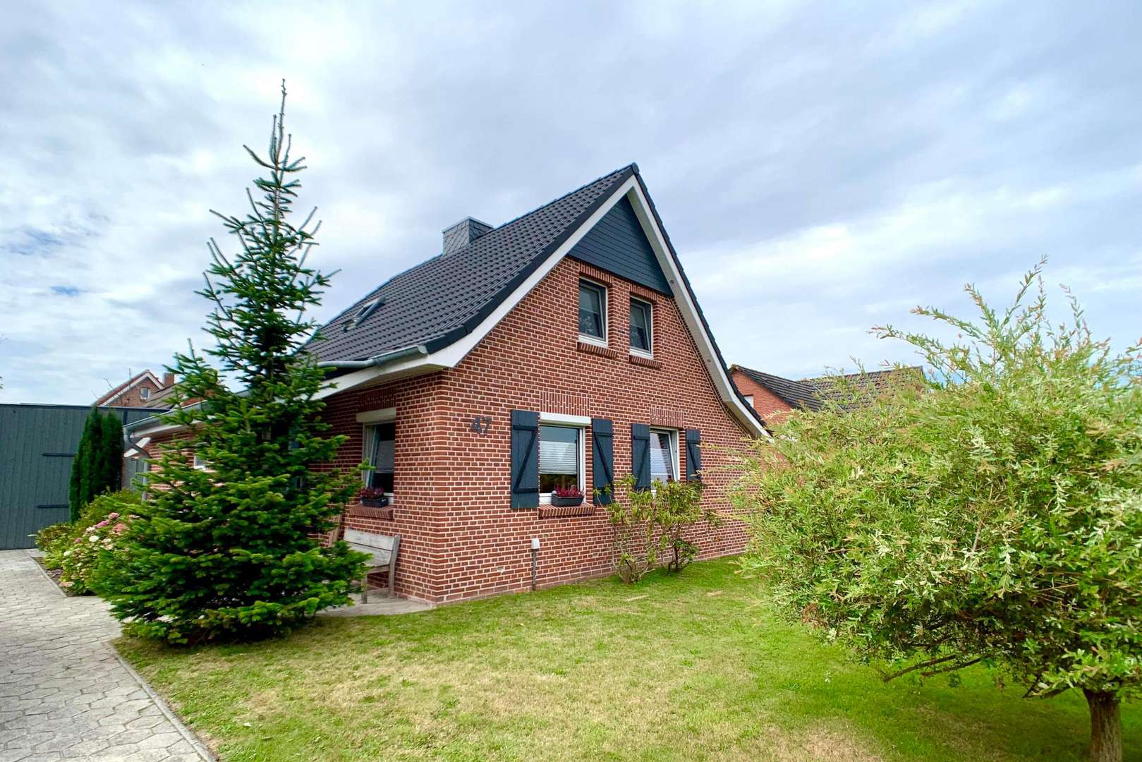 Straßenfront - Einfamilienhaus in 26826 Weener mit 95m² günstig kaufen