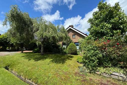 Straßenfront - Einfamilienhaus in 26826 Weener mit 130m² kaufen