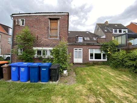 Rückansicht - Mehrfamilienhaus in 26409 Wittmund mit 94m² kaufen