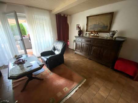 Wohnzimmer Wohnzimmer - Zwangsversteigerung Einfamilienhaus in 26409 Wittmund mit 150m² kaufen