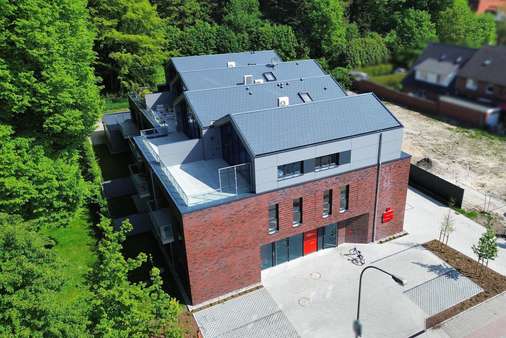 Straßenfront - Erdgeschosswohnung in 26789 Leer mit 81m² kaufen