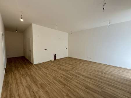 Küche/ Wohnbereich - Erdgeschosswohnung in 26789 Leer mit 87m² kaufen