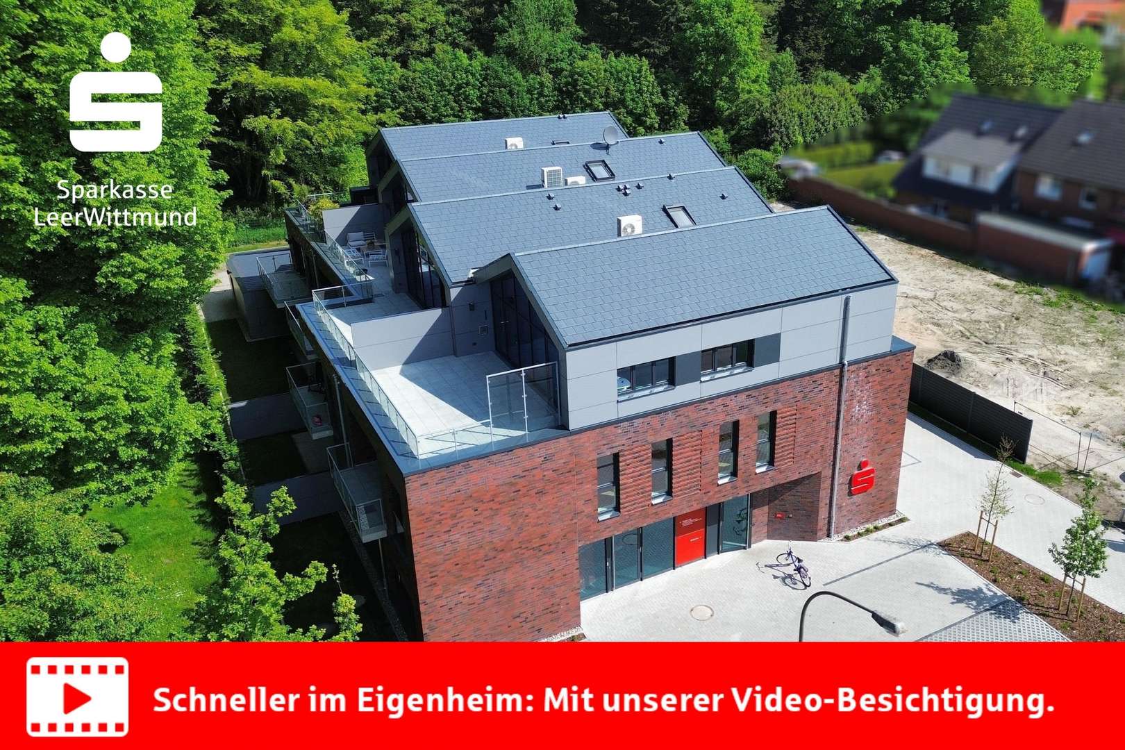 Straßenfront Straßenfront - Etagenwohnung in 26789 Leer mit 92m² kaufen