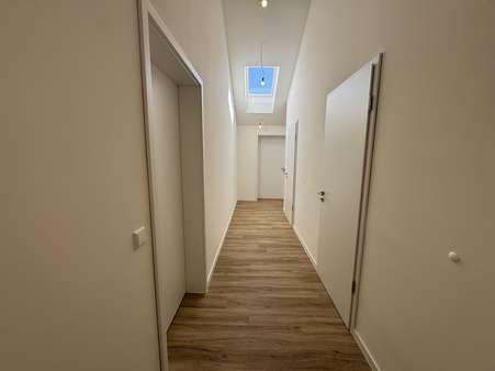 Flur/ Eingangsbereich - Penthouse-Wohnung in 26789 Leer mit 134m² kaufen