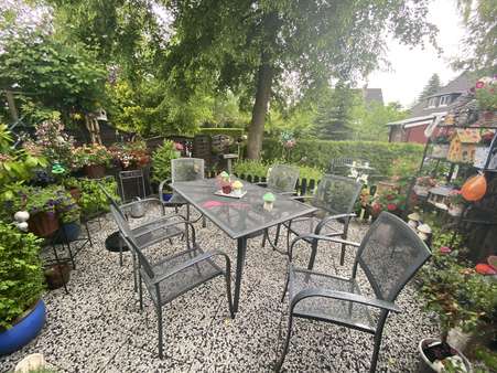 wunderschöne Terrassenlandschaft - Zweifamilienhaus in 26409 Wittmund mit 205m² kaufen