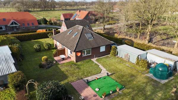 Vogelperspektive - Zweifamilienhaus in 26409 Wittmund mit 154m² kaufen