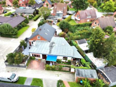 Frontansicht Vogelperspektive - Doppelhaushälfte in 26789 Leer mit 105m² kaufen