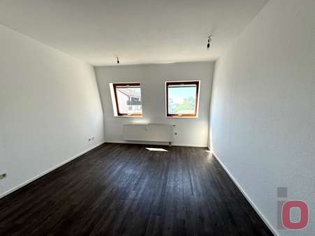 Schlafzimmer - Dachgeschosswohnung in 68519 Viernheim mit 79m² mieten
