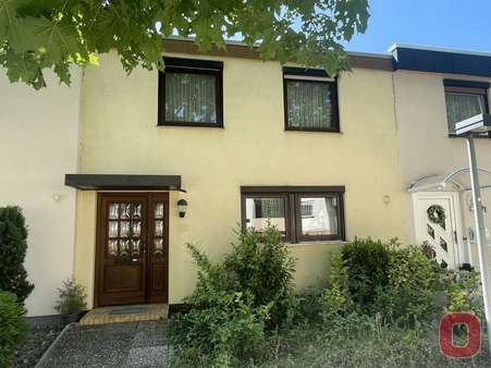Vorderansicht - Reihenmittelhaus in 68309 Mannheim mit 117m² kaufen