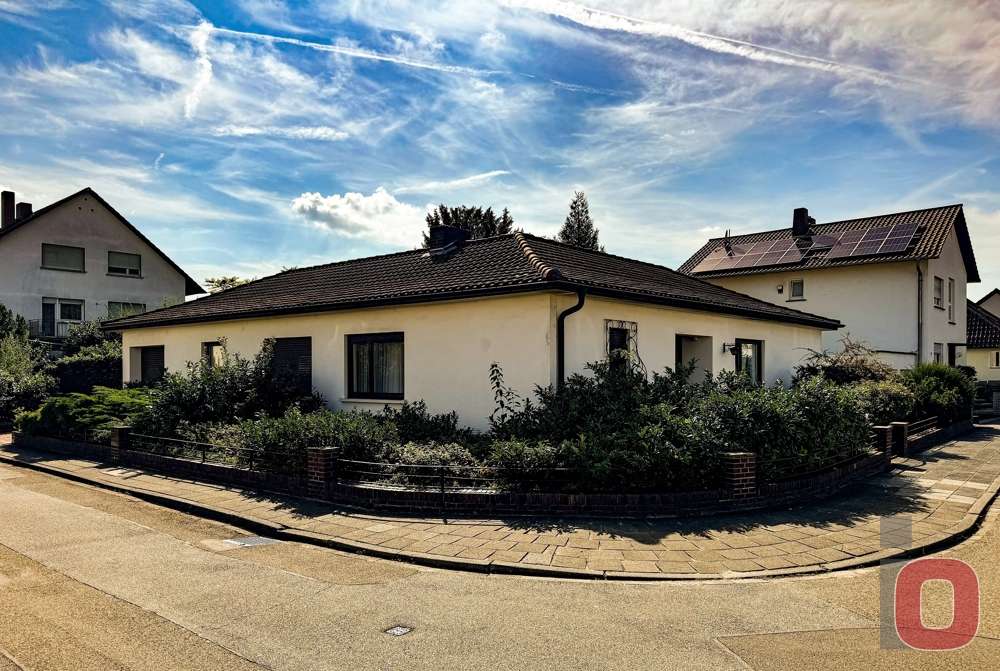 Strassenansicht2 Strassenansicht2 - Bungalow in 68519 Viernheim mit 165m² kaufen
