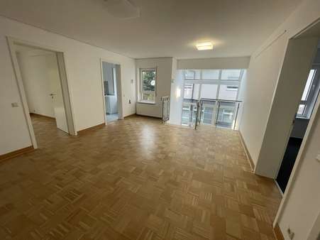 1.OG_Flur - Haus in 68519 Viernheim mit 113m² kaufen