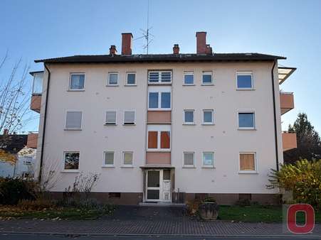Straßenansicht - Etagenwohnung in 68519 Viernheim mit 60m² kaufen