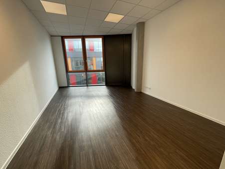 Büro3 Büro3 - Bürozentrum in 68519 Viernheim mit 217m² mieten
