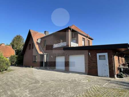 Außenansicht vom Hof - Einfamilienhaus in 49453 Wetschen mit 188m² kaufen