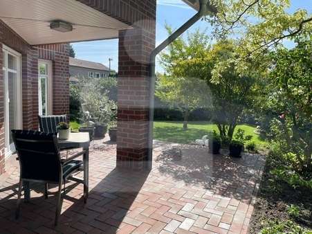 Terrasse vorne - Einfamilienhaus in 49356 Diepholz mit 166m² kaufen