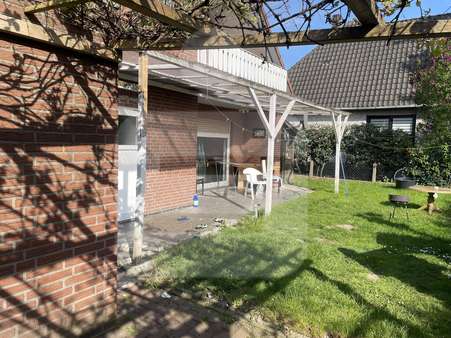 überdachte Terrasse - Einfamilienhaus in 49406 Barnstorf mit 128m² kaufen