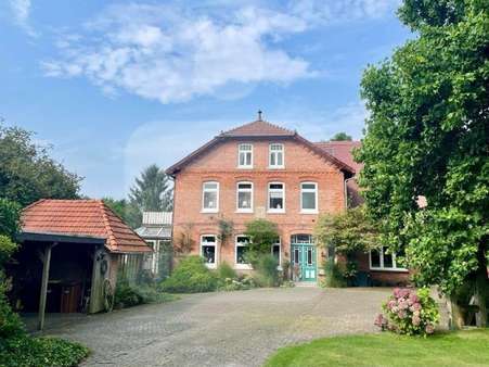 Auffahrt - Resthof in 27257 Sudwalde mit 361m² kaufen