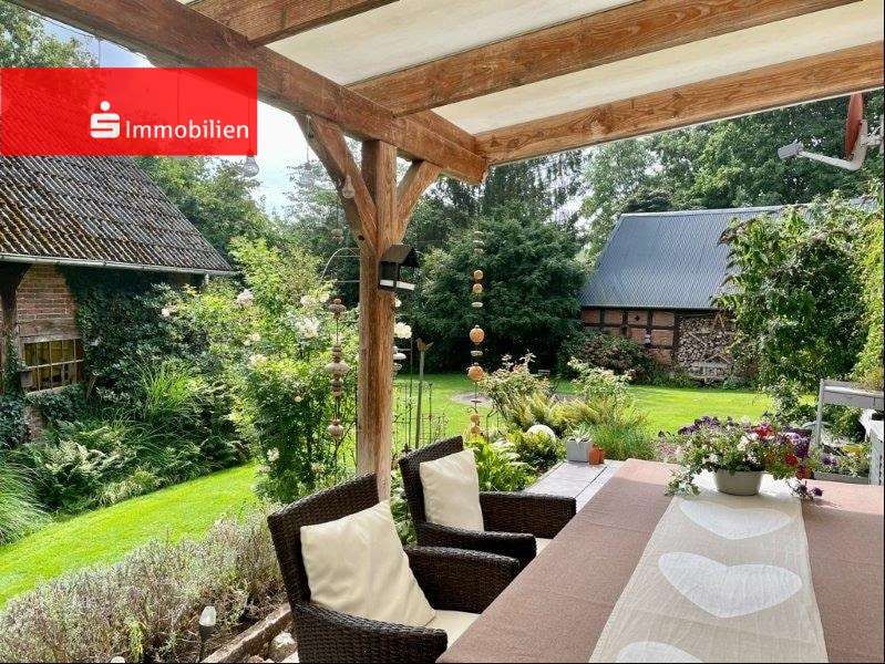 Blick von der Terrasse - Resthof in 27257 Sudwalde mit 361m² kaufen