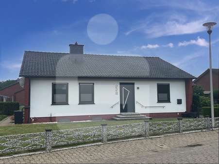 Außenansicht Außenansicht - Bungalow in 49453 Barver mit 103m² kaufen