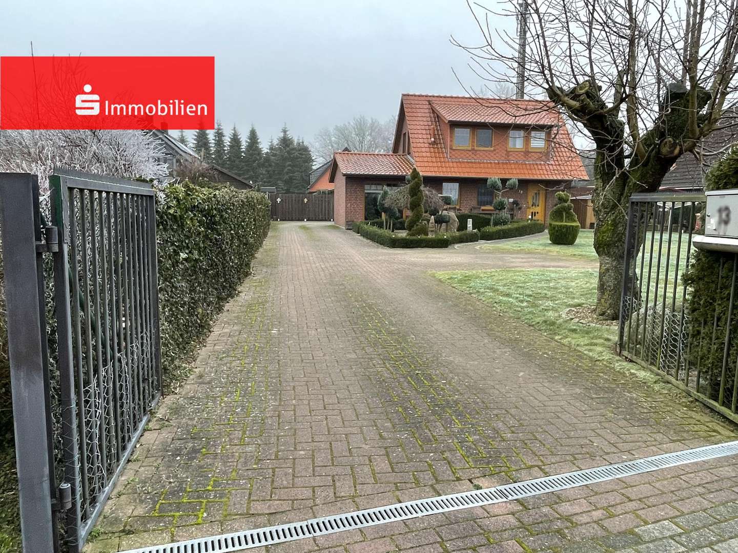 Hofzufahrt/Strassenansicht - Einfamilienhaus in 27257 Affinghausen mit 83m² kaufen