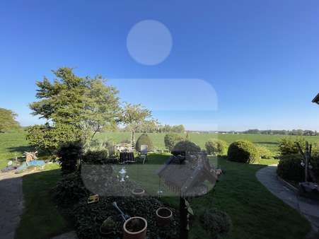 Blick in den Garten Blick in den Garten - Landhaus in 27333 Warpe mit 308m² kaufen