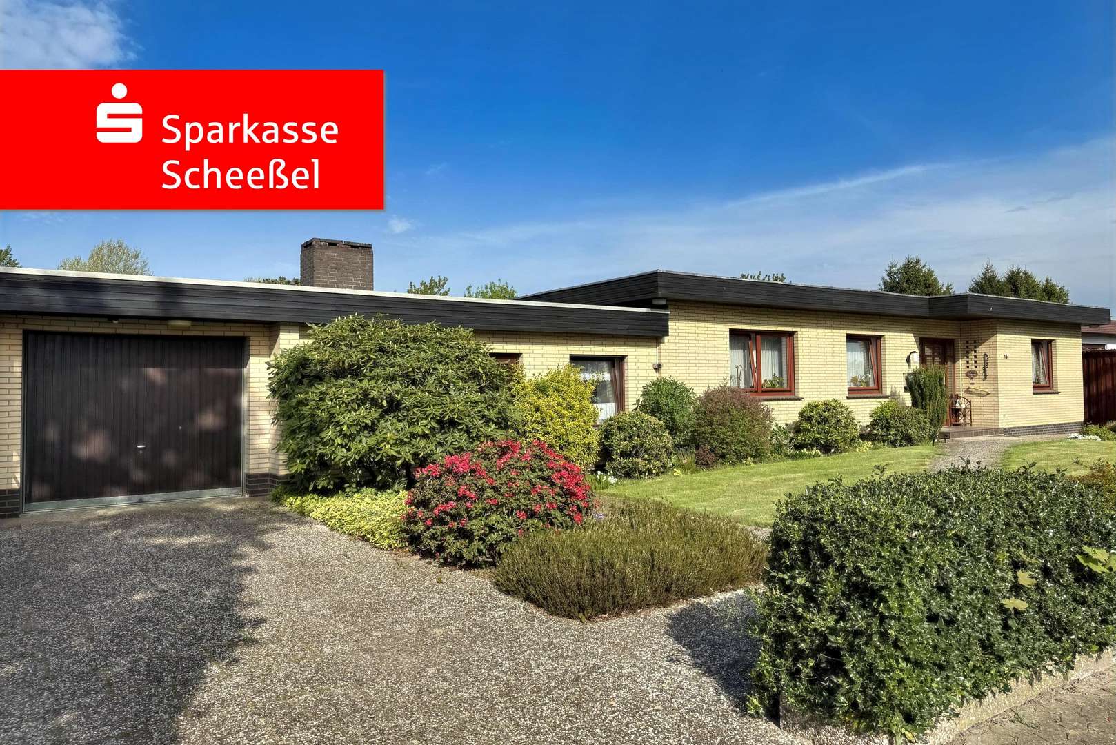 Straßenansicht - Einfamilienhaus in 27404 Zeven mit 168m² kaufen