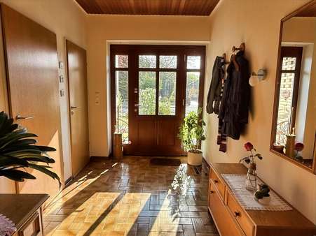 Flur/ Hauseingang - Einfamilienhaus in 27404 Zeven mit 168m² kaufen