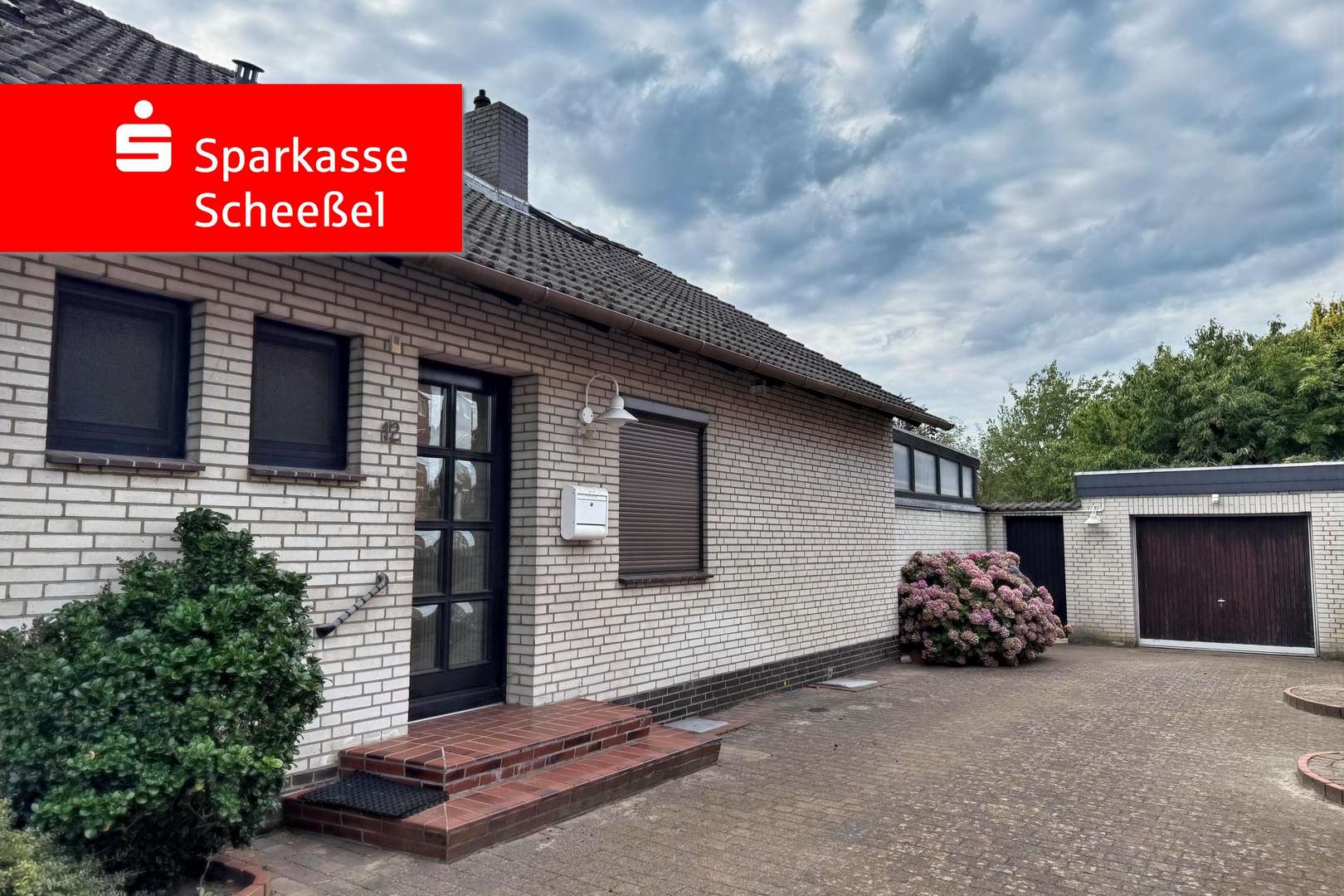 Hauseingang Hauseingang - Einfamilienhaus in 27383 Scheeßel mit 93m² kaufen
