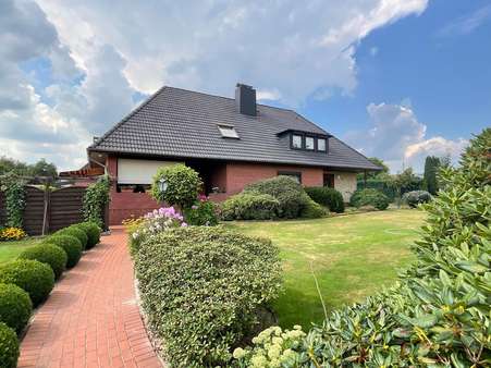 Gartenansicht - Einfamilienhaus in 27383 Scheeßel mit 240m² günstig kaufen