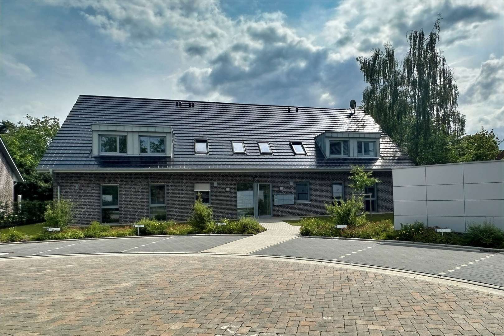 Straßenansicht Straßenansicht - Dachgeschosswohnung in 27389 Fintel mit 43m² kaufen