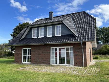 Seitenansicht - Einfamilienhaus in 27389 Lauenbrück mit 151m² kaufen