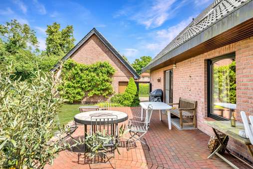 Terrasse Terrasse - Einfamilienhaus in 27321 Emtinghausen mit 220m² kaufen