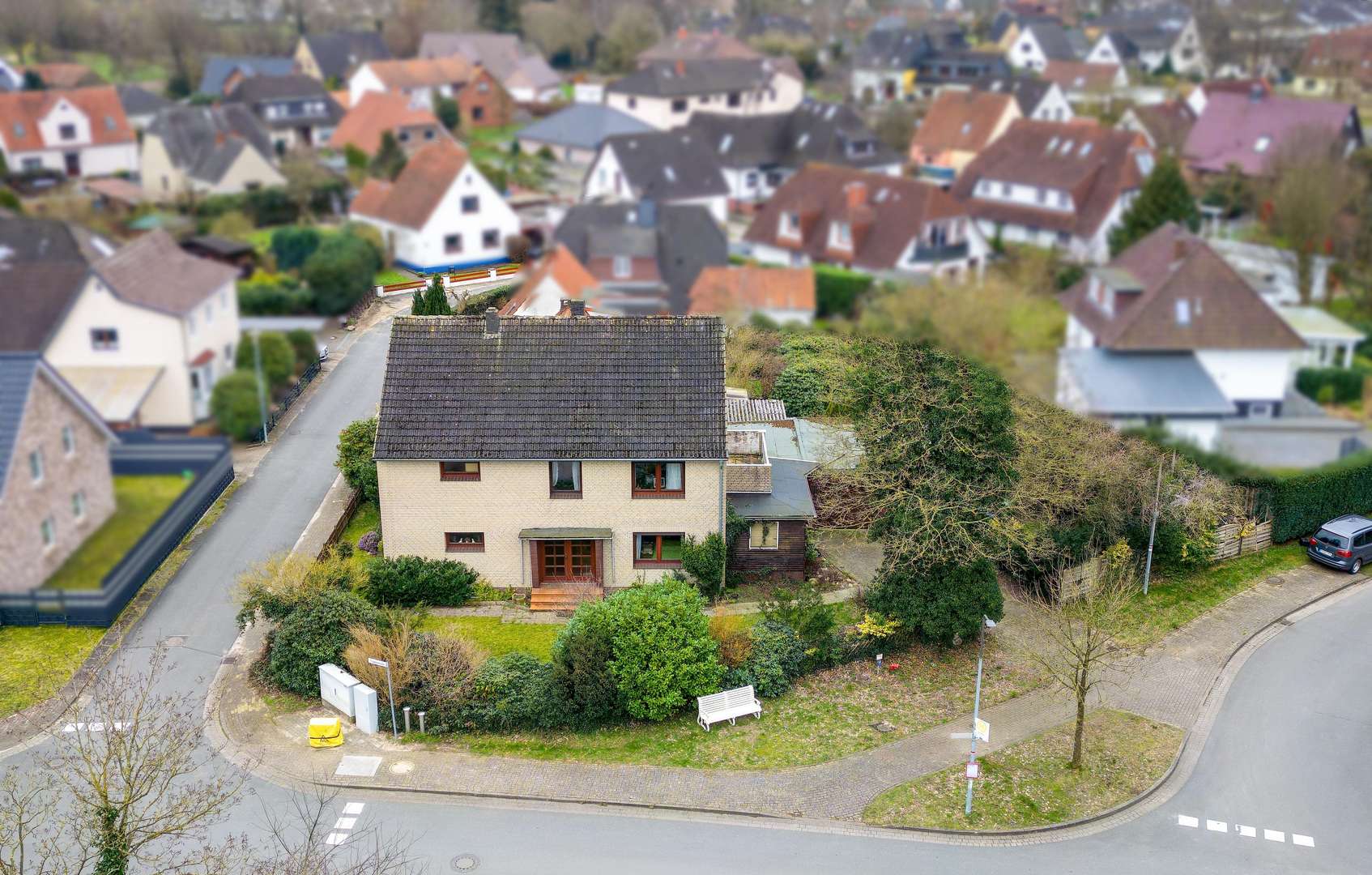 Frontansicht - Zweifamilienhaus in 28832 Achim mit 189m² kaufen