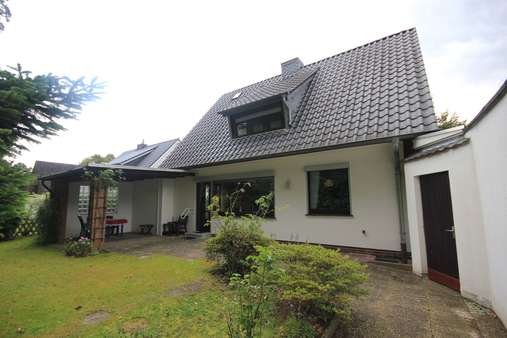 Gartenansicht - Einfamilienhaus in 27283 Verden mit 110m² kaufen