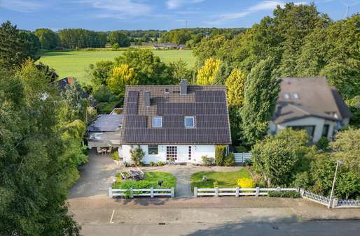Eingangsseite Eingangsseite - Einfamilienhaus in 28870 Ottersberg mit 176m² kaufen