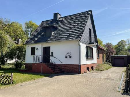 Eingangsseite Eingangsseite - Einfamilienhaus in 28870 Ottersberg mit 95m² kaufen