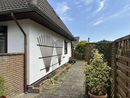 Seitenansicht - Einfamilienhaus in 28832 Achim mit 130m² kaufen