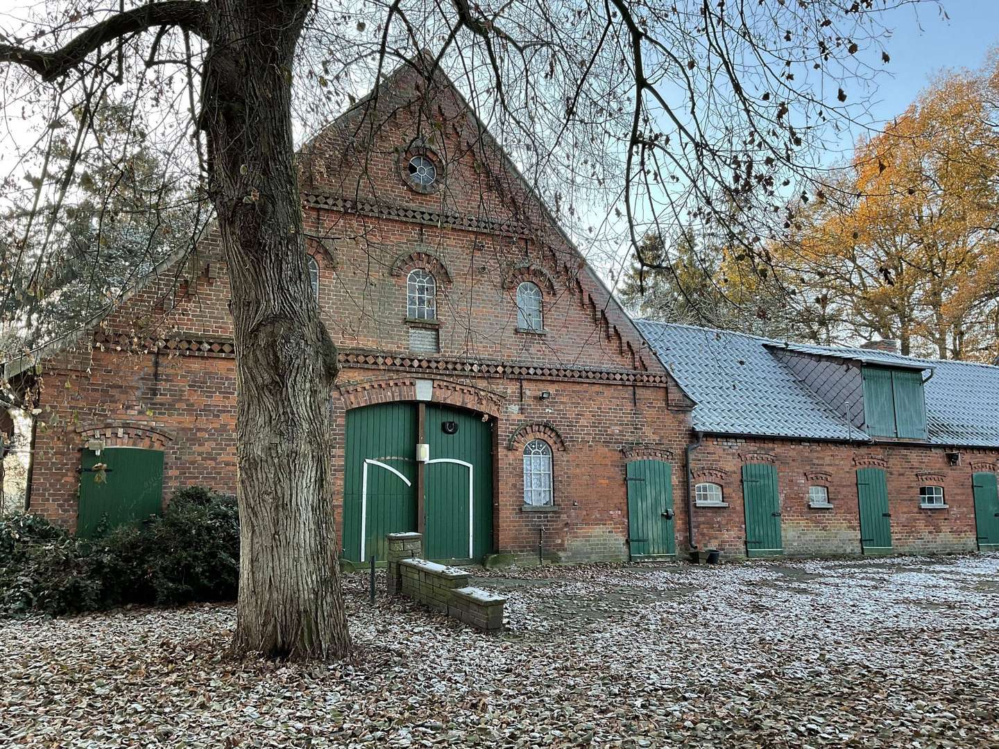 Giebelseite und Eingang zur zweiten Wohnung - Resthof in 28870 Ottersberg mit 220m² kaufen