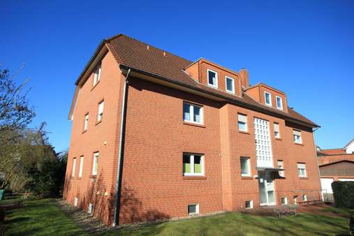 Straßenansicht Straßenansicht - Dachgeschosswohnung in 27283 Verden mit 145m² kaufen