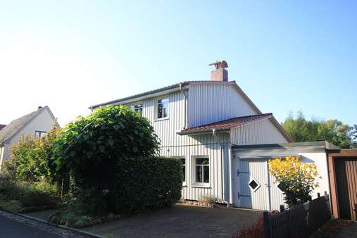 Straßenansicht - Einfamilienhaus in 27283 Verden mit 191m² kaufen